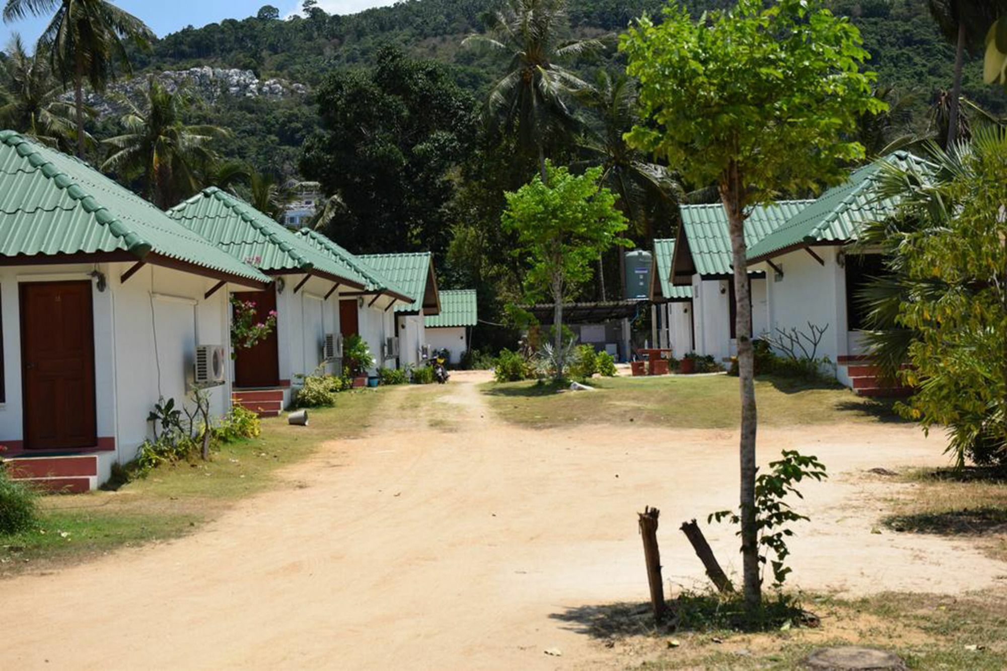 Bangpo Resort 반 방 포 외부 사진